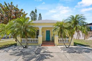 Steps to Sponge Docks | Swim Spa | Old Florida - 0
