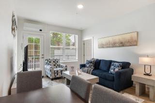 Stylish Suite 101 by Downtown & Convention Center! - 5