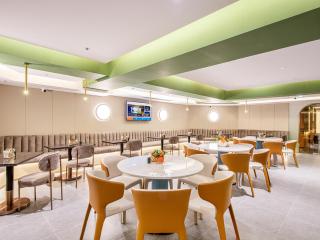 Orange Hotel Shenzhen Longhua subway station - 9