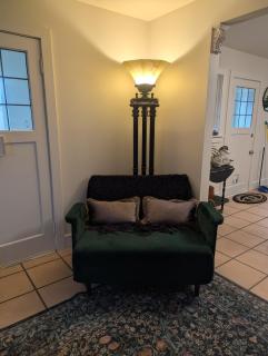 Charming Guest Suite in North Beacon Hill - 5