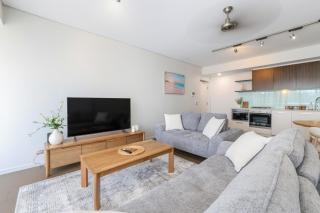 Waterfront Lagoon Suite 1 Bed Luxury Apartment - 3