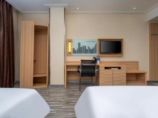 City Comfort Inn Xiangyang Laohekou 4th Middle School Bus Station - 1