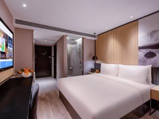 Orange Hotel Shenzhen Longhua subway station - 2
