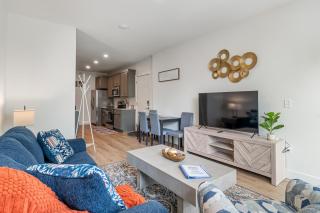 Stylish Suite 201 by Downtown & Convention Center! - 4