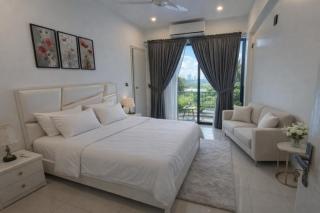 comfort nest residency near agha khan - 0