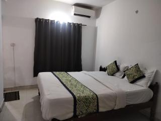 Calangute apartment with swimming pool - 8