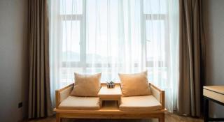 GreenTree Eastern Hotel Yunnan Shangri-La Yangtang Road - 4