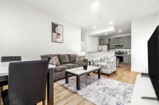 Stylish Suite 105 by Downtown & Convention Center! - 2