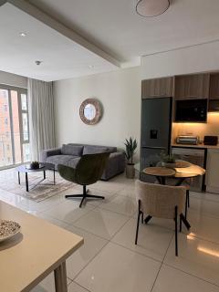 The Rosebank Hub - The Tyrwhitt Apartments - 1