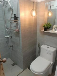 Studio Suite in Cebu Centre 5min walk from Waterfront hotel ayala mall and It business Park Vertex Central Soho APT - 6