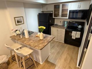 The Little Gallery Suite, Cozy Living in the Core - 6
