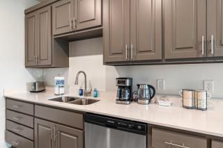 Stylish Suite 202 by Downtown & Convention Center! - 1