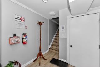 2BR Suite Near YYC Airport and Downtown 4644 DN - 3