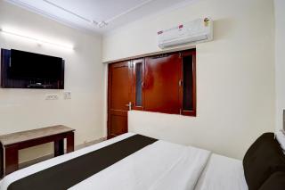 Hotel O by OYO ISBT Sector 43 Bus Terminal Formerly One Way - 1