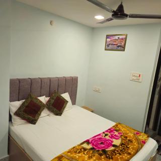 Rajluxmi paying guest house - 3