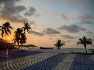 DD Bangrak Hotel - 8