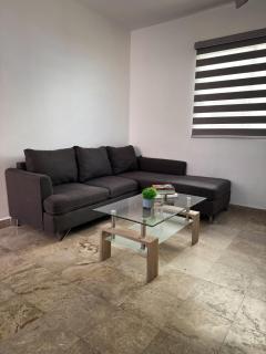 Modern 2BR -3BA Home with Pool and Parking - 0