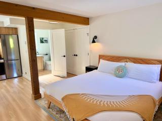 Tofino Trailhead - 3