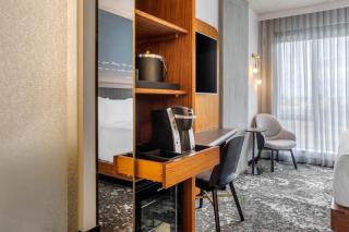 Cambria Hotel Boston Downtown - Seaport - 3