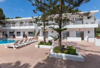 Hostal Es Pi - Emar Hotels - Playa Migjorn - 4