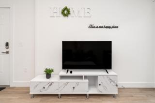 Stylish Suite 204 by Downtown & Convention Center! - 3