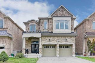 Spacious Room with Private Ensuite Washroom - 0