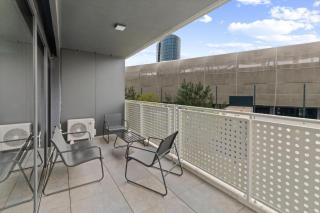 LAM Felidae - AC - Balcony - 3