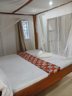 Megbliss Poolside Villa - 3