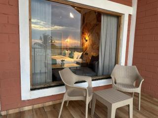 Le Sparrow Beach Resort - 2