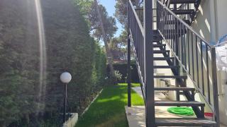Poolside Apartments Villa Elsa Golem - 2