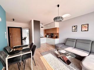 Modern Premium Apartment Near the Mountains - 0