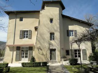 Le Domaine de la Bourne et sa piscine - 9