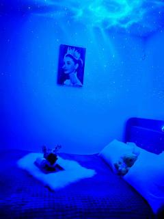 Cozy Room 3 Private Entry Near UofC SAIT Airport - 8