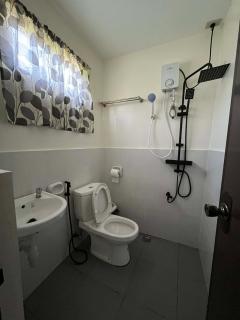 Escubin Travellers Inn - 9