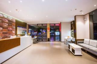 JTOUR Inn Guilin Two Rivers and Four Lakes Walmart - 9