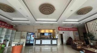 GreenTree Alliance Zhengzhou Railway station West Square Hotel - 4