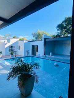 Hidden Villas Guesthouse - 0