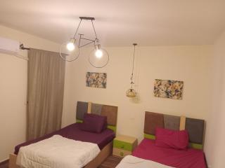 3 bedrooms 3 bathrooms, Rehab old market - 4