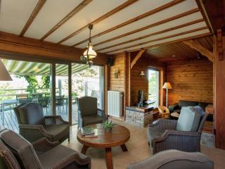 Vintage Villa with Private Garden in Rendeux - 3