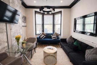 Spacious Seaside Ramsgate Apartment with Enclosed Hot Tub - 1