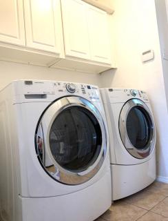 Private room close downtown Dallas3514 - 2