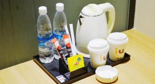 IU Hotel Chengdu Pengzhou Municipal Government Branch - 2