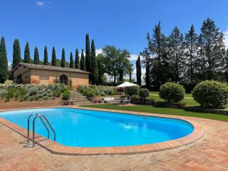 Podere delle Querce Dimora romantica con piscina immersa nello splendido paesaggio toscano delle Crete Senesi - 8