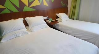 Vatica Shanghai International Tourism Resort Luoshan Road Subway Station Hotel - 8
