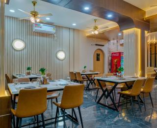 Hotel Majestic Royal Akkalkot - 5
