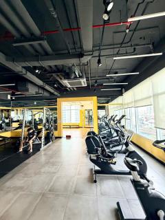 Luxury Sunrise Apartment Central - Premium Pool and Gym - 4