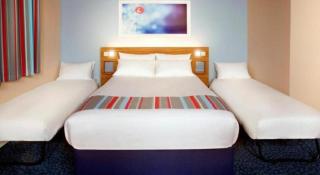Travelodge Paignton Seafront - 1