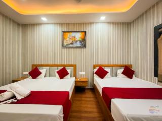 Hotel Nutan Ashray - 200 mtr from prem mandir - 5