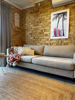 Frangipani Sunsets Coogee Beach - 3