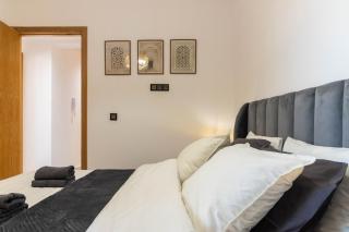 Blue Waves 2 Bedrooms with Pool - 3